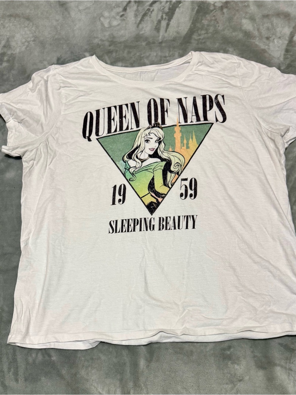 Disney Sleeping Beauty 'Queen of Naps' Graphic Tee - White 2X